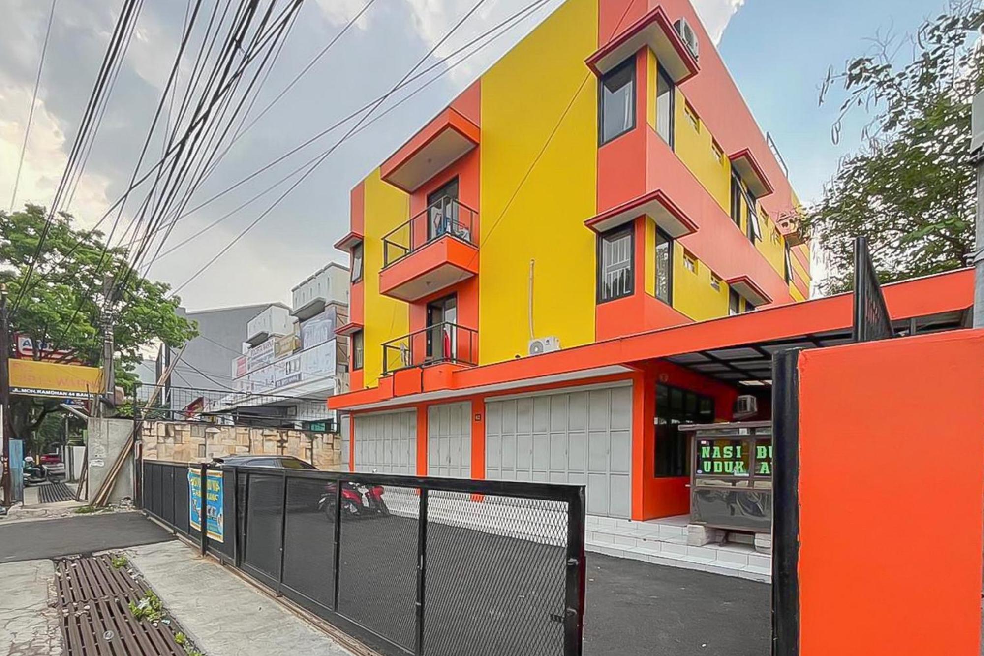 Hotel Metro Redpartner Bandung